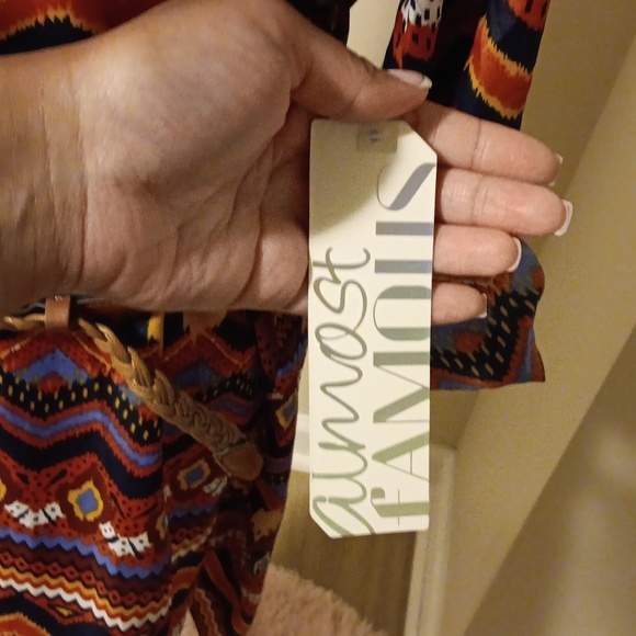 NWTS Tribal Print Tunic Dress &Tribal Feather Earrings - Picture 3 of 5